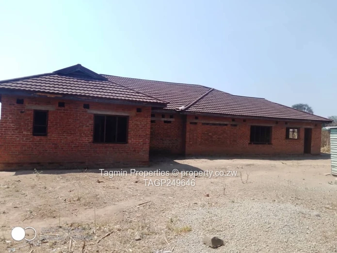 House forsale Charlotte Brooke harare 