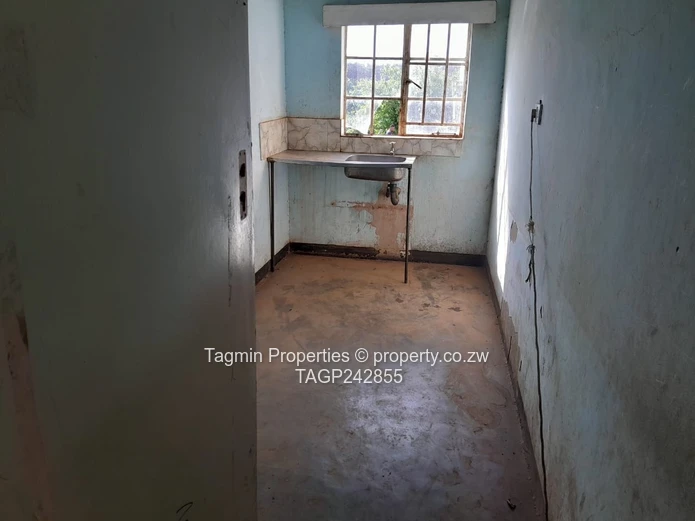 Industrial Property (warehouse) for sale