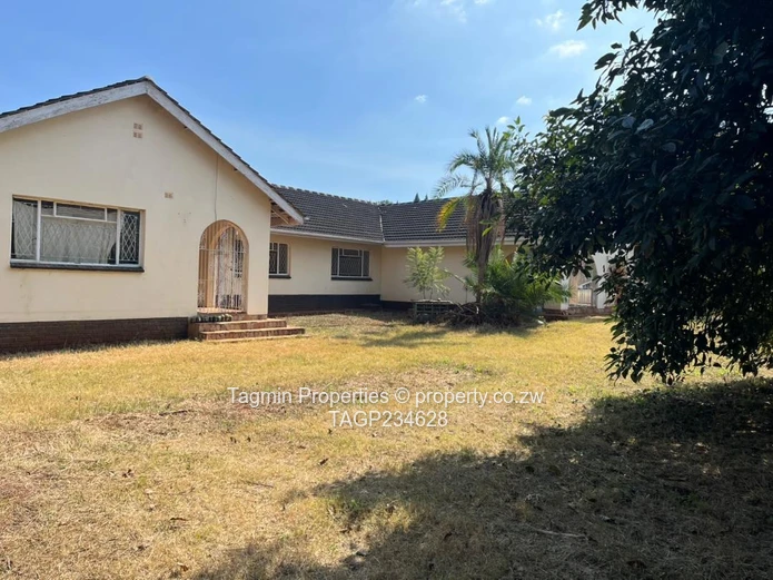 Mandara old house for sale 